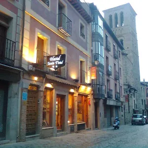 hostal-santo-tome.besthotelstoledo.com/